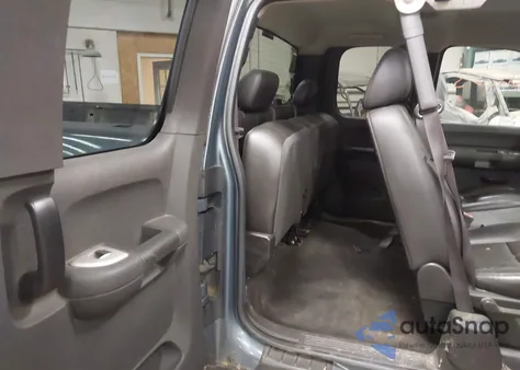 2009 Chevrolet Silverado 1500 Lt z USA, uszkodzony, nr VIN 1GCEK29009Z139777